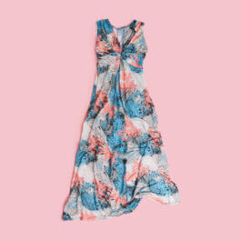 Kleidung drunter einer vollverschleierten Frau in Deutschland aus dem Projekt Munaqabba von Selina Pfrüner